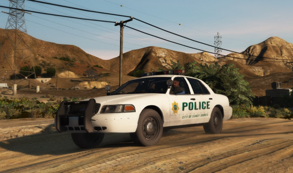 Sandy Shores Crown Vic